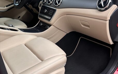 Mercedes-Benz GLA, 2019 год, 3 500 000 рублей, 13 фотография