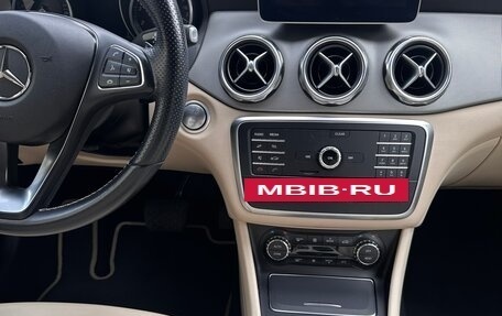 Mercedes-Benz GLA, 2019 год, 3 500 000 рублей, 15 фотография