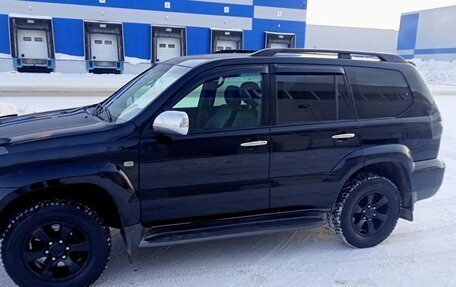 Toyota Land Cruiser Prado 120 рестайлинг, 2005 год, 1 490 000 рублей, 2 фотография