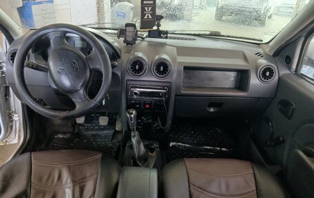Renault Logan I, 2005 год, 360 000 рублей, 7 фотография