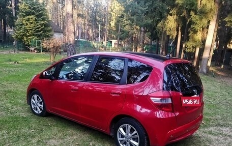 Honda Jazz II рестайлинг, 2011 год, 695 000 рублей, 6 фотография