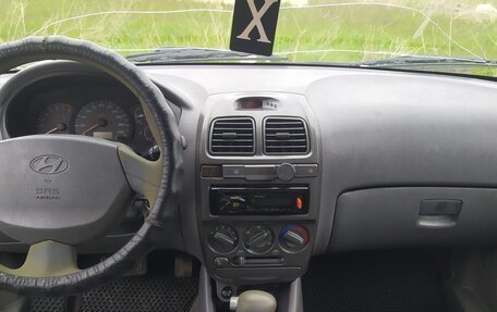 Hyundai Accent II, 2004 год, 295 000 рублей, 10 фотография