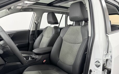 Toyota RAV4, 2025 год, 4 250 000 рублей, 16 фотография