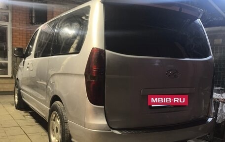 Hyundai Grand Starex Grand Starex I рестайлинг 2, 2009 год, 1 300 000 рублей, 4 фотография
