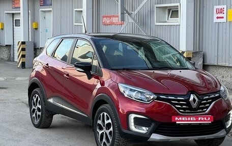 Renault Kaptur I рестайлинг, 2020 год, 1 565 000 рублей, 2 фотография