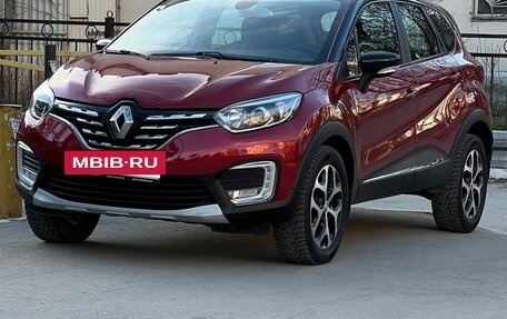 Renault Kaptur I рестайлинг, 2020 год, 1 565 000 рублей, 3 фотография