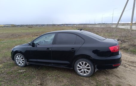 Volkswagen Jetta VI, 2012 год, 750 000 рублей, 3 фотография