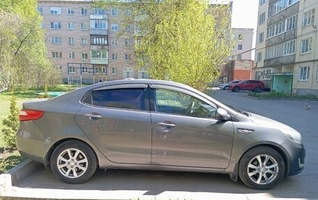 KIA Rio III рестайлинг, 2013 год, 750 000 рублей, 2 фотография
