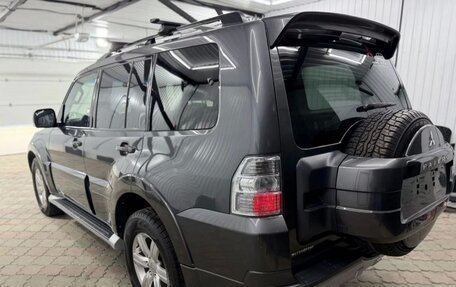 Mitsubishi Pajero IV, 2014 год, 2 550 000 рублей, 21 фотография