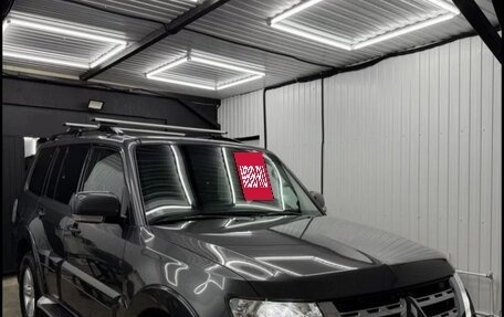 Mitsubishi Pajero IV, 2014 год, 2 550 000 рублей, 31 фотография