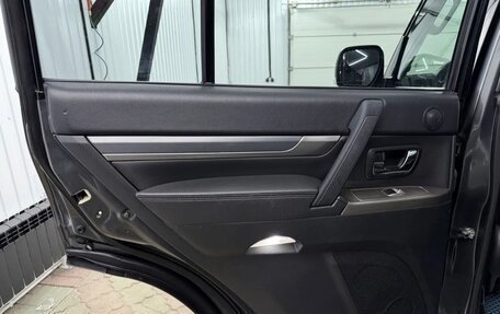 Mitsubishi Pajero IV, 2014 год, 2 550 000 рублей, 32 фотография