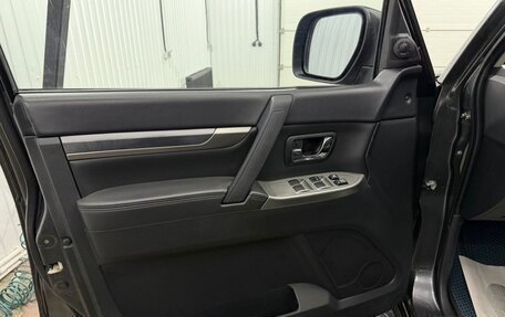 Mitsubishi Pajero IV, 2014 год, 2 550 000 рублей, 30 фотография