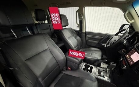 Mitsubishi Pajero IV, 2014 год, 2 550 000 рублей, 34 фотография