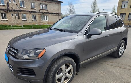 Volkswagen Touareg III, 2010 год, 1 850 000 рублей, 2 фотография