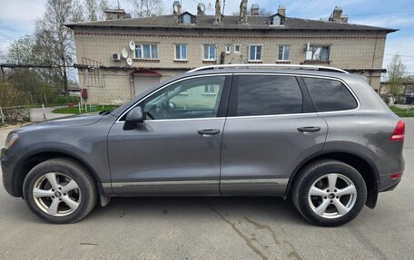 Volkswagen Touareg III, 2010 год, 1 850 000 рублей, 4 фотография