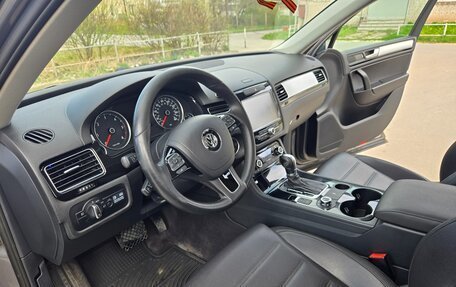 Volkswagen Touareg III, 2010 год, 1 850 000 рублей, 12 фотография