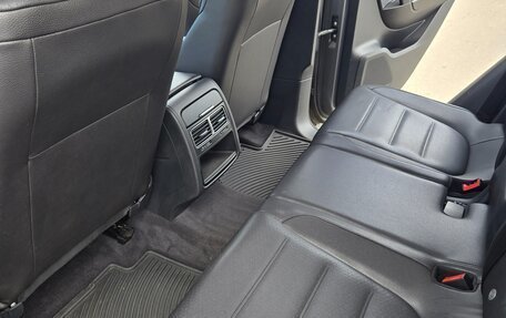 Volkswagen Touareg III, 2010 год, 1 850 000 рублей, 16 фотография