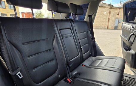 Volkswagen Touareg III, 2010 год, 1 850 000 рублей, 17 фотография
