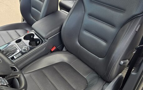Volkswagen Touareg III, 2010 год, 1 850 000 рублей, 13 фотография