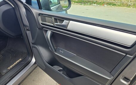 Volkswagen Touareg III, 2010 год, 1 850 000 рублей, 20 фотография