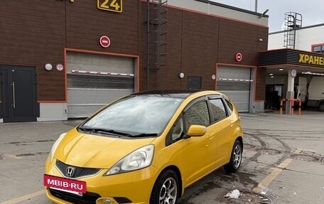 Honda Fit III, 2007 год, 430 000 рублей, 6 фотография