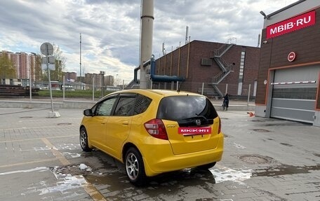 Honda Fit III, 2007 год, 430 000 рублей, 7 фотография