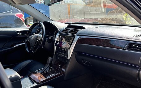 Toyota Camry, 2018 год, 1 870 000 рублей, 12 фотография