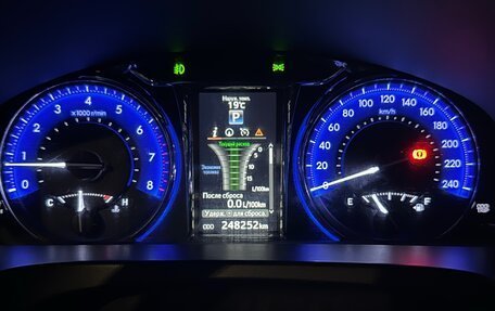 Toyota Camry, 2018 год, 1 870 000 рублей, 26 фотография