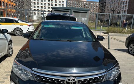 Toyota Camry, 2018 год, 1 870 000 рублей, 21 фотография