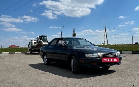 Toyota Vista, 1991 год, 300 000 рублей, 3 фотография