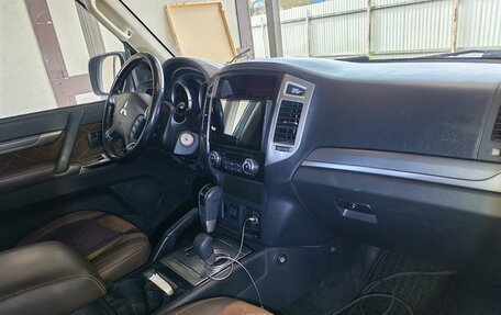Mitsubishi Pajero IV, 2015 год, 1 700 000 рублей, 22 фотография