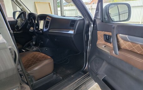 Mitsubishi Pajero IV, 2015 год, 1 700 000 рублей, 21 фотография
