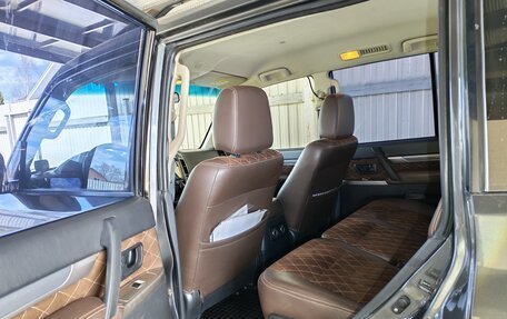 Mitsubishi Pajero IV, 2015 год, 1 700 000 рублей, 20 фотография