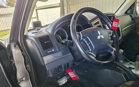 Mitsubishi Pajero IV, 2015 год, 1 700 000 рублей, 15 фотография