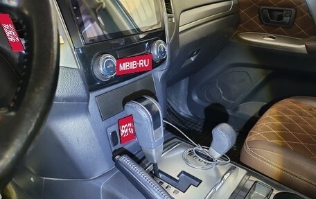 Mitsubishi Pajero IV, 2015 год, 1 700 000 рублей, 18 фотография