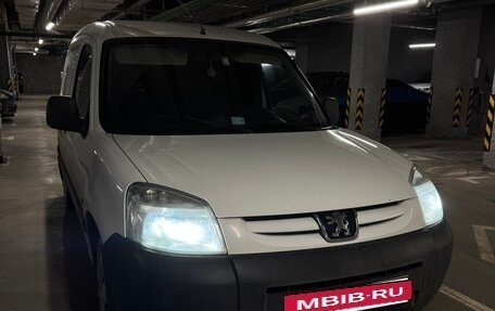 Peugeot Partner II рестайлинг 2, 2010 год, 350 000 рублей, 2 фотография