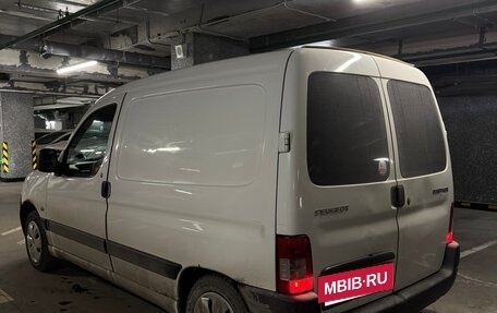 Peugeot Partner II рестайлинг 2, 2010 год, 350 000 рублей, 3 фотография