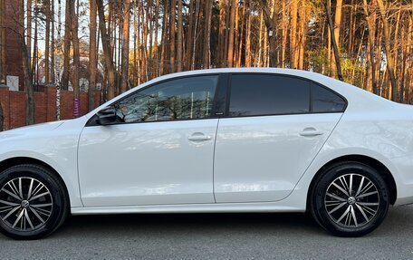 Volkswagen Jetta VI, 2016 год, 1 400 000 рублей, 10 фотография