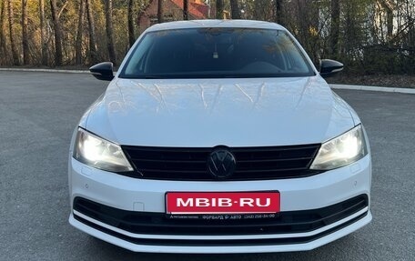 Volkswagen Jetta VI, 2016 год, 1 400 000 рублей, 3 фотография