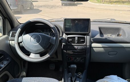 Renault Clio III, 2002 год, 200 000 рублей, 10 фотография