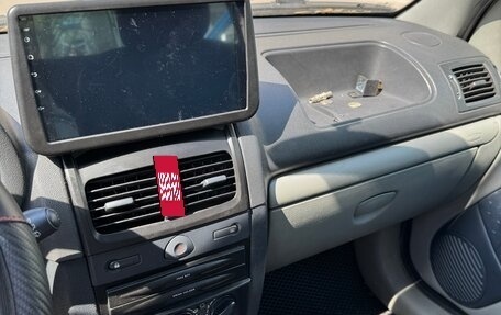 Renault Clio III, 2002 год, 200 000 рублей, 12 фотография