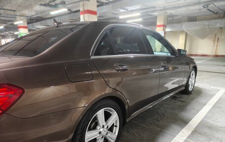 Mercedes-Benz E-Класс, 2013 год, 2 950 000 рублей, 17 фотография