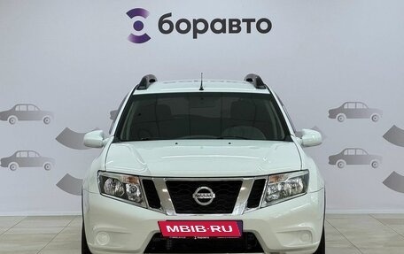 Nissan Terrano III, 2015 год, 1 069 000 рублей, 2 фотография