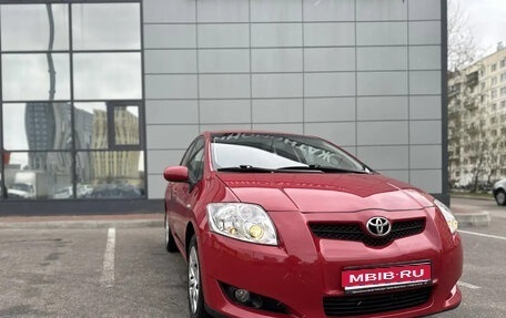 Toyota Auris II, 2007 год, 750 000 рублей, 1 фотография