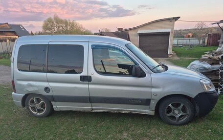 Citroen Berlingo II рестайлинг, 2005 год, 250 000 рублей, 3 фотография
