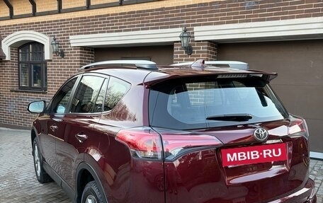 Toyota RAV4, 2017 год, 2 399 999 рублей, 4 фотография