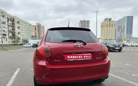 Toyota Auris II, 2007 год, 750 000 рублей, 5 фотография