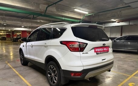 Ford Kuga III, 2019 год, 2 500 000 рублей, 3 фотография