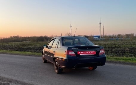 Daewoo Nexia I рестайлинг, 2008 год, 330 000 рублей, 4 фотография