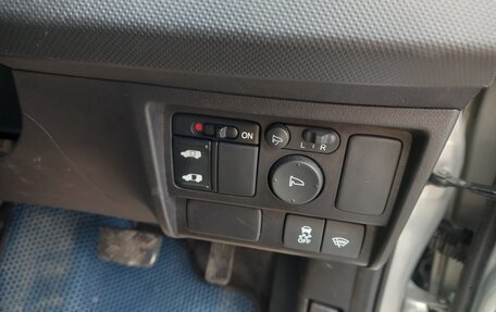 Honda Freed I, 2013 год, 1 170 000 рублей, 7 фотография